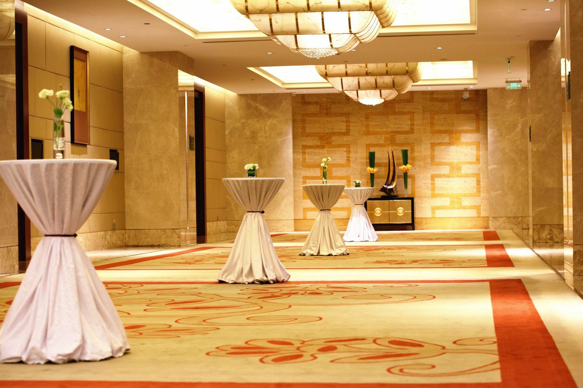 Sofitel Ningbo Hotel Exterior foto
